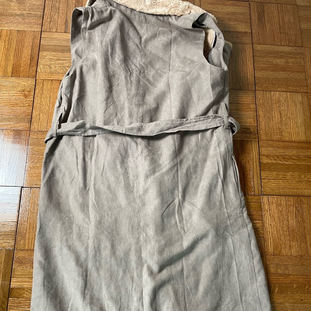 Suede Vest - Picture 2 of 2